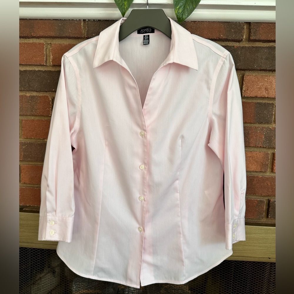 #7) 100% cotton non- iron Light- pink button down shirt with new condition.